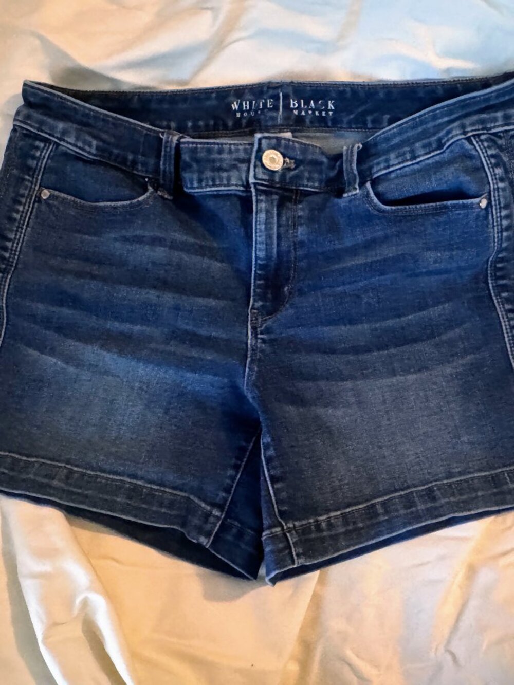 White House Black Market (WHBM) denim shorts – Size 6